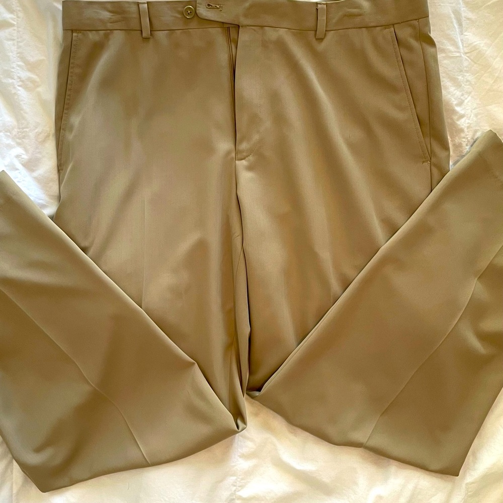 Men’s Kaki dress slacks